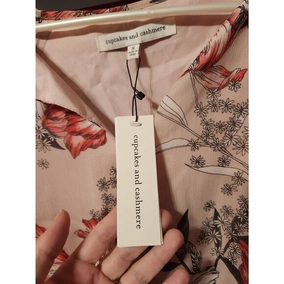 Cupcakes and cashmere S pink floral dress - Picture 9 of 9